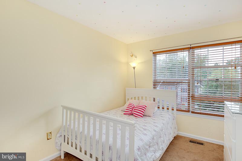 6531 Ridgeborne Drive Baltimore, MD 21237 - Photo 17 of 30 Bedroom