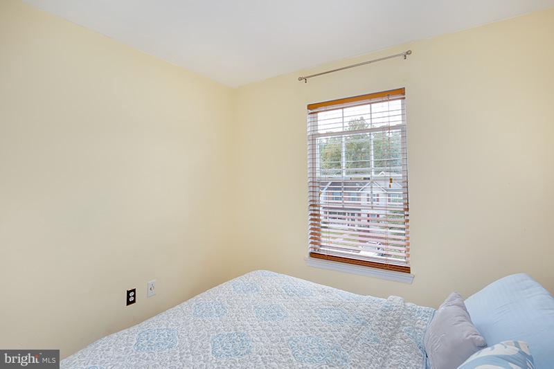 6531 Ridgeborne Drive Baltimore, MD 21237 - Photo 20 of 30 Bedroom