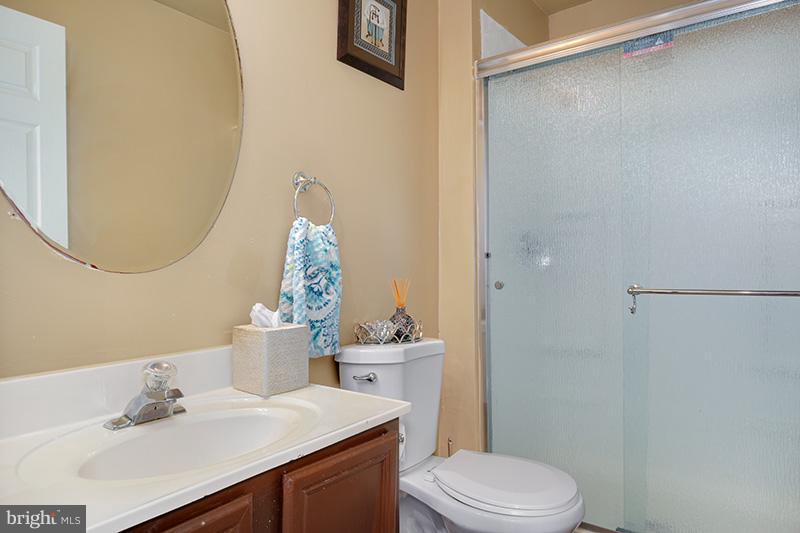 6531 Ridgeborne Drive Baltimore, MD 21237 - Photo 24 of 30 Bath