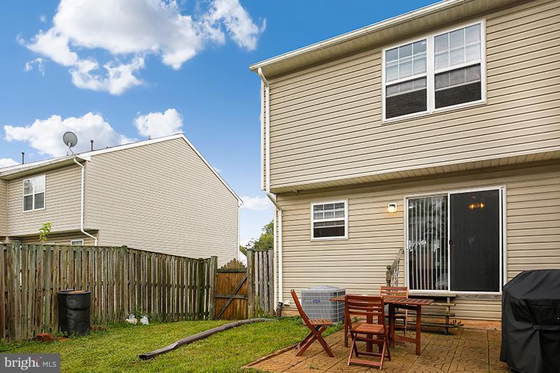 6531 Ridgeborne Drive Baltimore, MD 21237 - Photo 30 of 30 Exterior (Rear)