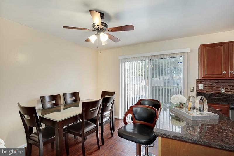 6531 Ridgeborne Drive Baltimore, MD 21237 - Photo 5 of 30 Dining Room