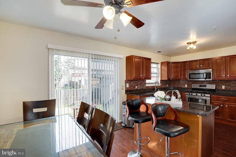 6531 Ridgeborne Drive Baltimore, MD 21237 - Photo 6 of 30 Interior (General)