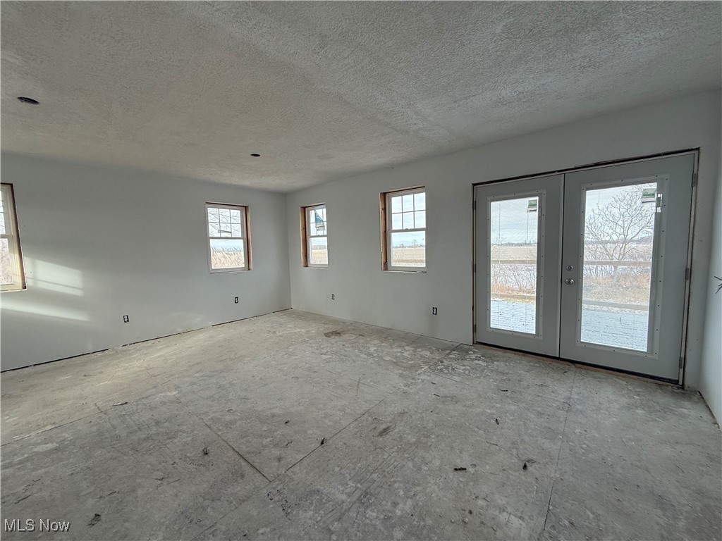 196 North Ridge Street Monroeville, OH 44847 - Photo 38 of 47 Open main floor concept