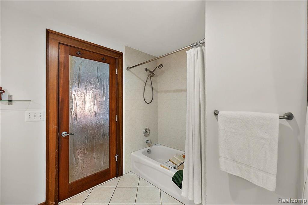 78 Watson Street, Unit 10 Detroit, MI 48201 - Photo 35 of 63