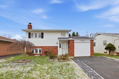 3294 Devin Road Grove City, OH 43123 - Photo 3 of 31 Z_QUH62E