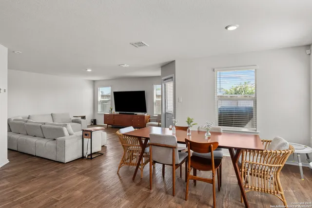 $1,750 | 13903 Cyprus Sedge, San Antonio, TX 78254