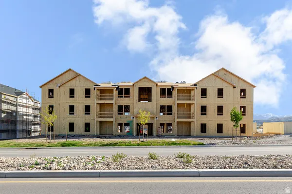 $354,900 | 6688 Twin Rocks Lane, Unit C304, Herriman, UT 84096