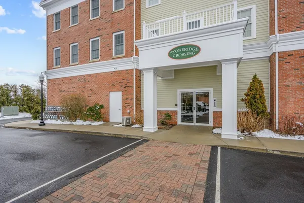 $450,000 | 68 Center Street, Unit 13, Barnstable, MA 02601