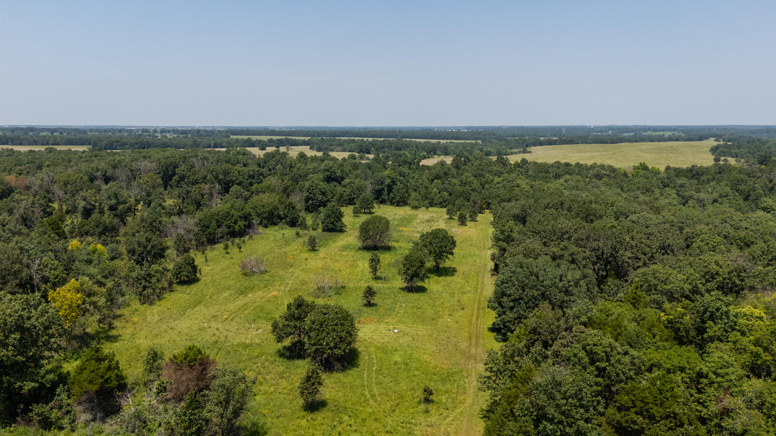 1059 Northeast 100th Road Lamar, MO 64759 - Photo 11 of 119 Barton290drone(MLSRES)-42