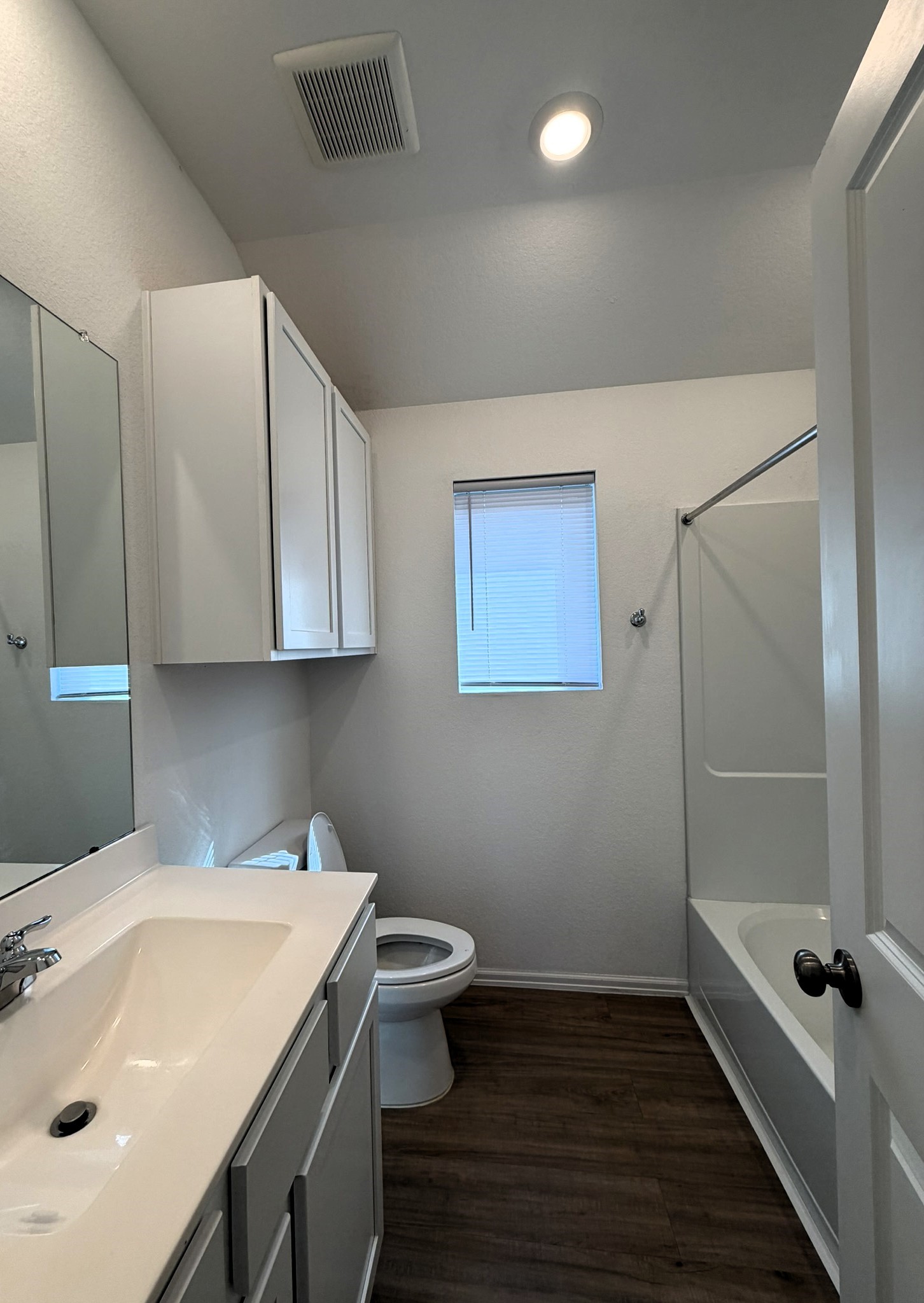 14242 Walworth Crk Court Rosharon, TX 77583 - Photo 11 of 16