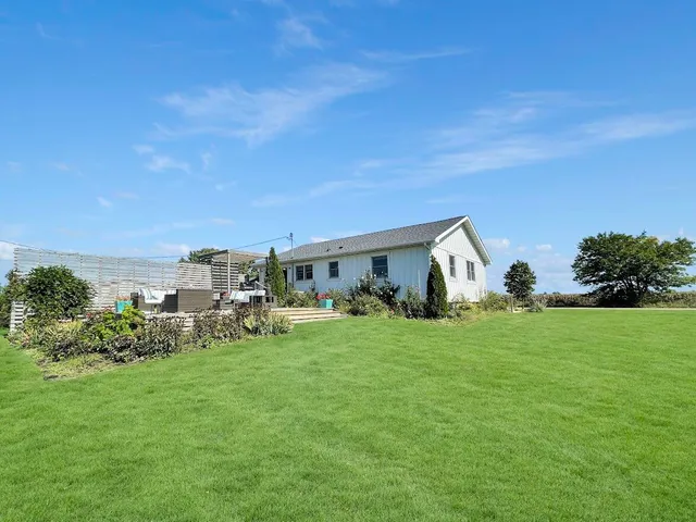 $2,400 | 18312 Avery Road, Three Oaks, MI 49128