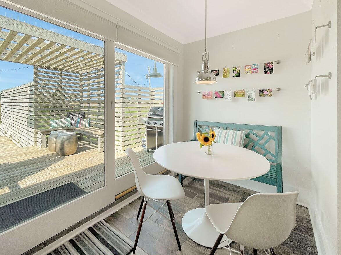 18312 Avery Road Three Oaks, MI 49128 - Photo 6 of 12 Eat in kitchen