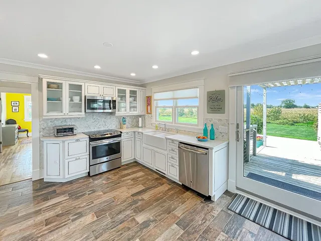 $2,400 | 18312 Avery Road, Three Oaks, MI 49128