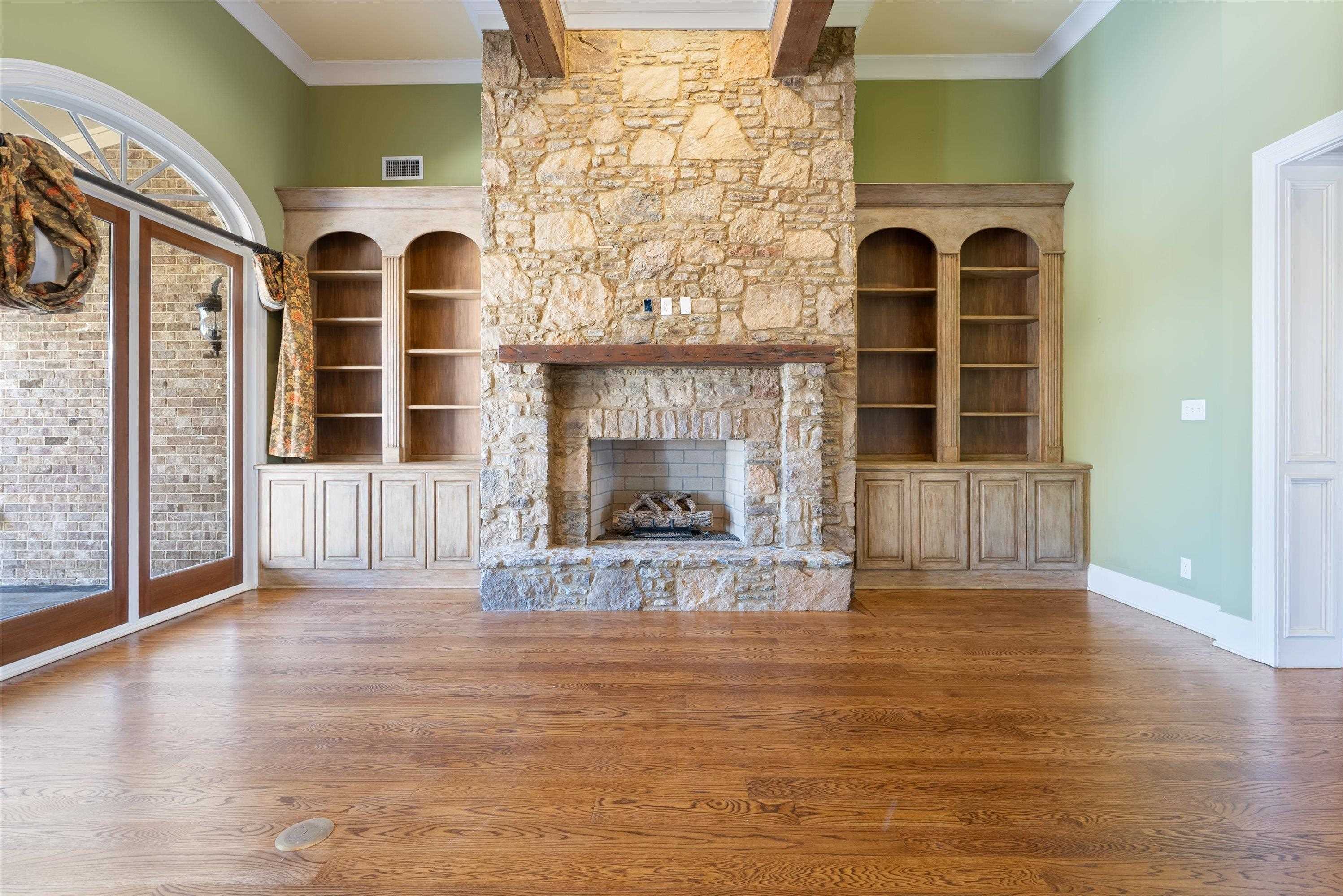 Gallery Image 7