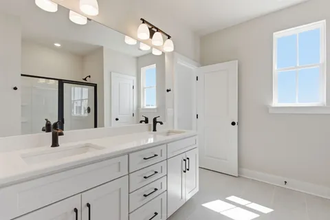 $439,900 | 1813 Flatwaters St Spring Hill, Spring Hill, TN 37174