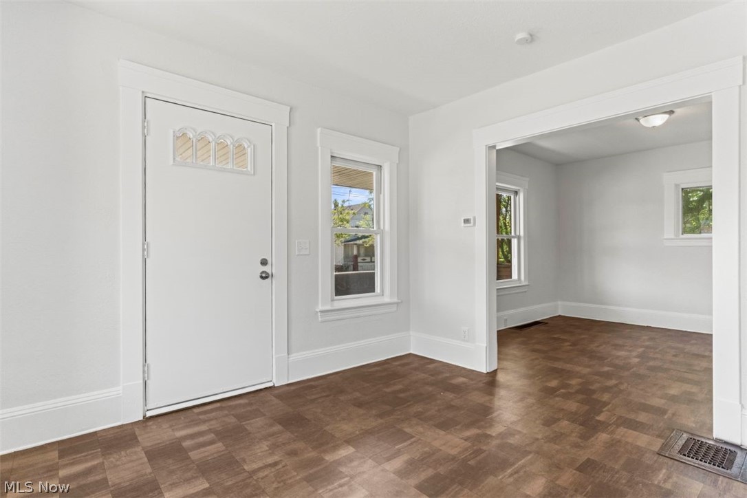 4770 State Road Cleveland, OH 44109 - Photo 3 of 36 Gallery Image 3