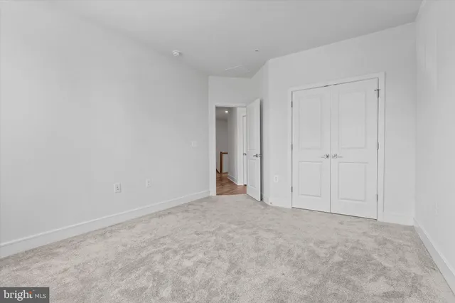 $549,900 | 43234 Farringdon Square, Ashburn, VA 20148