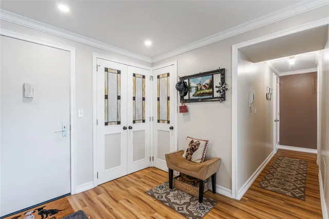 $900,000 | 17-85 215th Street, Unit 4M | Bay Terrace