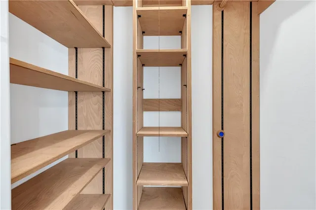 $375,000 | 3201 St Charles Avenue, Unit 313, New Orleans, LA 70115