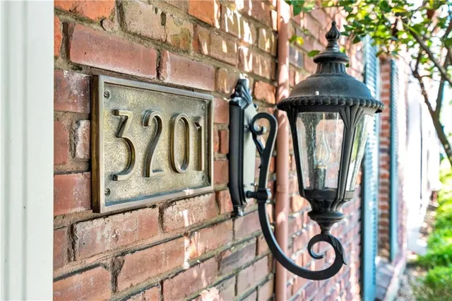 $375,000 | 3201 St Charles Avenue, Unit 313, New Orleans, LA 70115