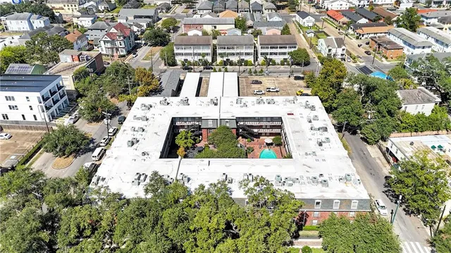 $375,000 | 3201 St Charles Avenue, Unit 313, New Orleans, LA 70115