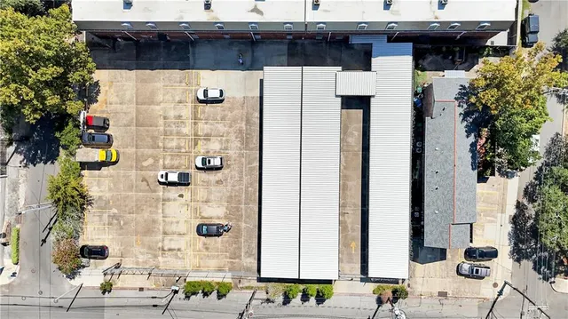 $375,000 | 3201 St Charles Avenue, Unit 313, New Orleans, LA 70115