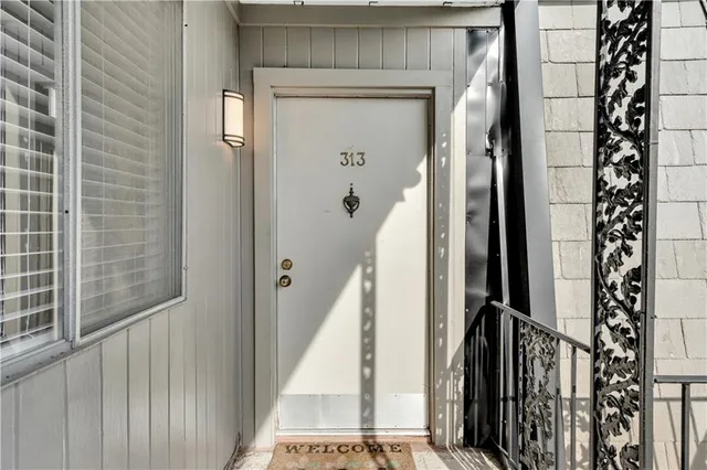 $375,000 | 3201 St Charles Avenue, Unit 313, New Orleans, LA 70115