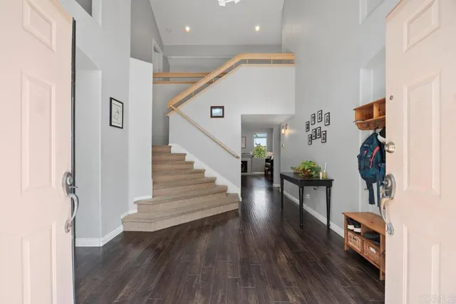 $929,000 | 5202 Via Tizon, Oceanside, CA 92057