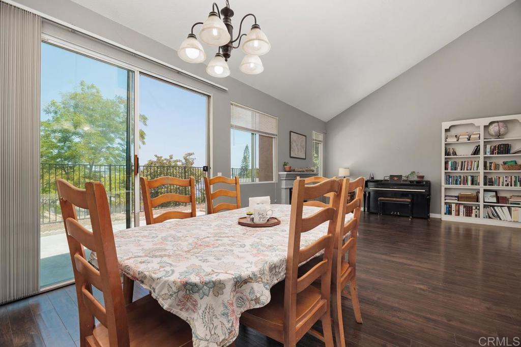 5202 Via Tizon Oceanside, CA 92057 - Photo 17 of 30 Dining Room