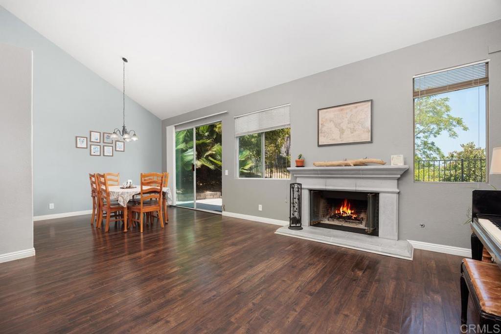 5202 Via Tizon Oceanside, CA 92057 - Photo 6 of 30 Living Room