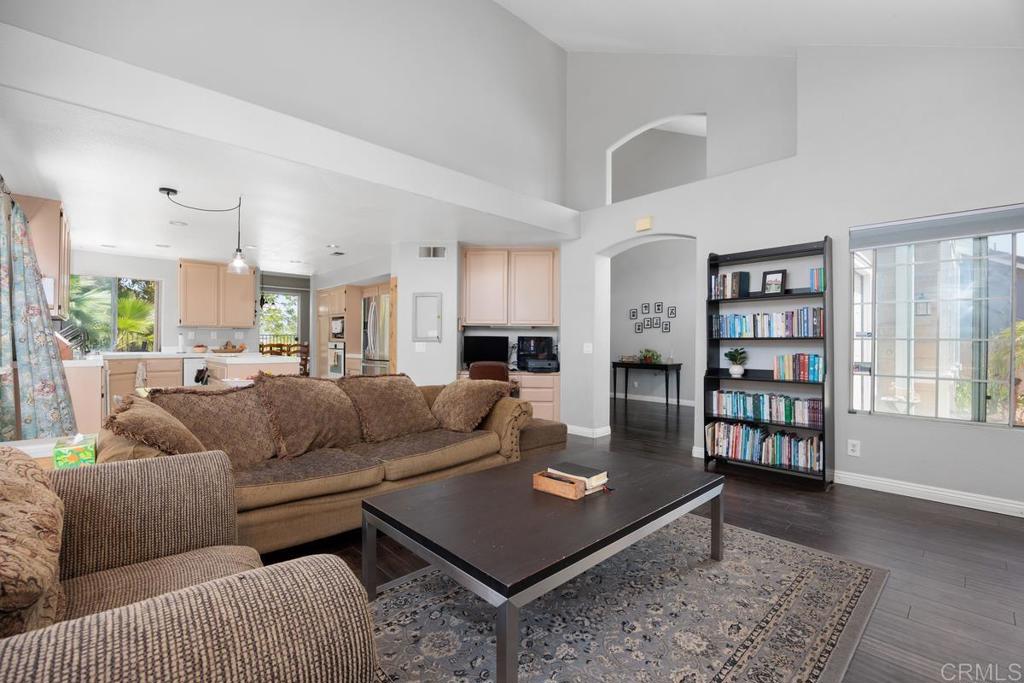 5202 Via Tizon Oceanside, CA 92057 - Photo 9 of 30 Family Room