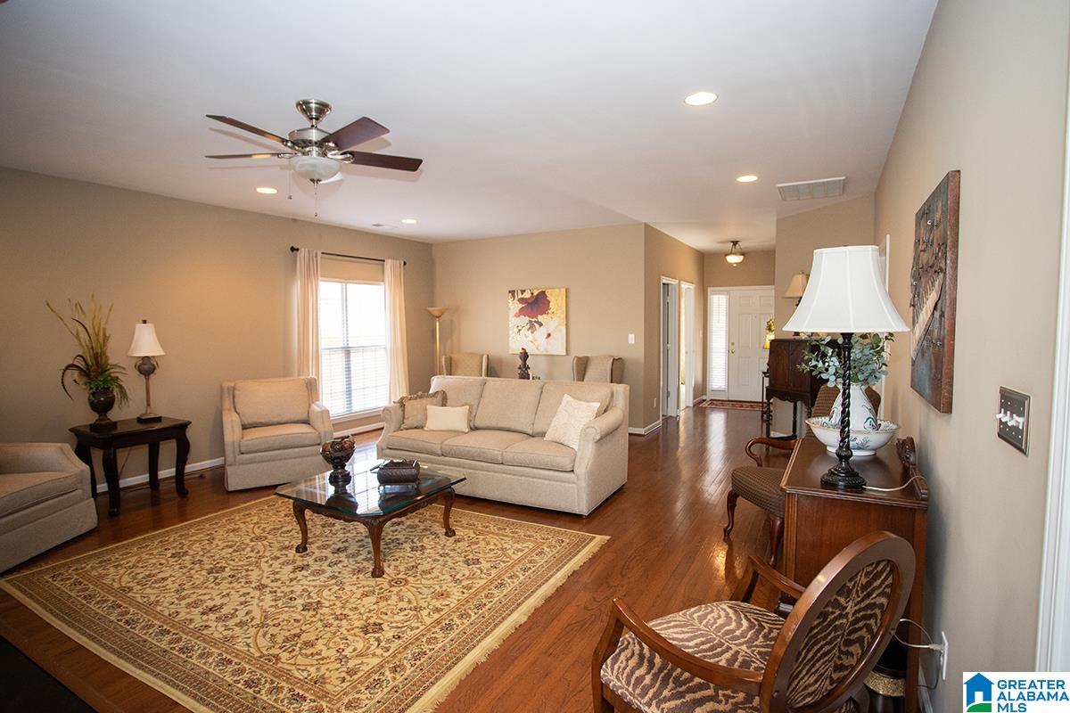 258 Narrows Point Lane Birmingham, AL 35242 - Photo 2 of 15