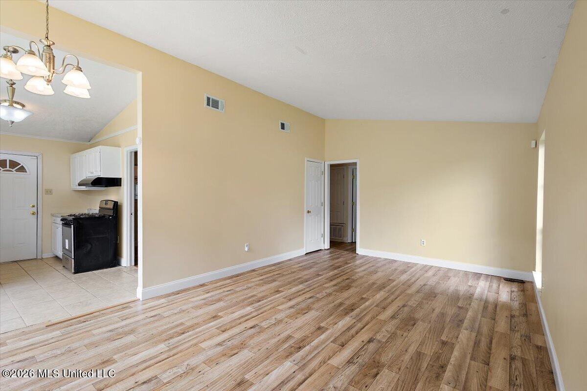 718 George Washington Avenue Canton, MS 39046 - Photo 6 of 17 06-HTP_4384