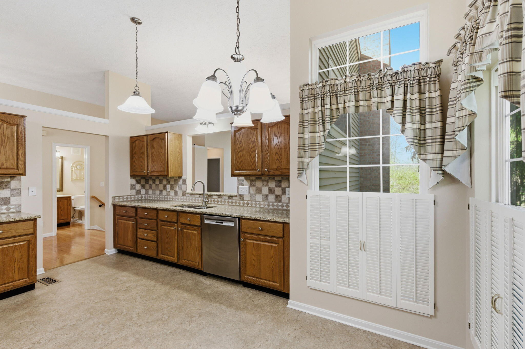7277 Ridge Edge Court, Unit E Florence, KY 41042 - Photo 13 of 40