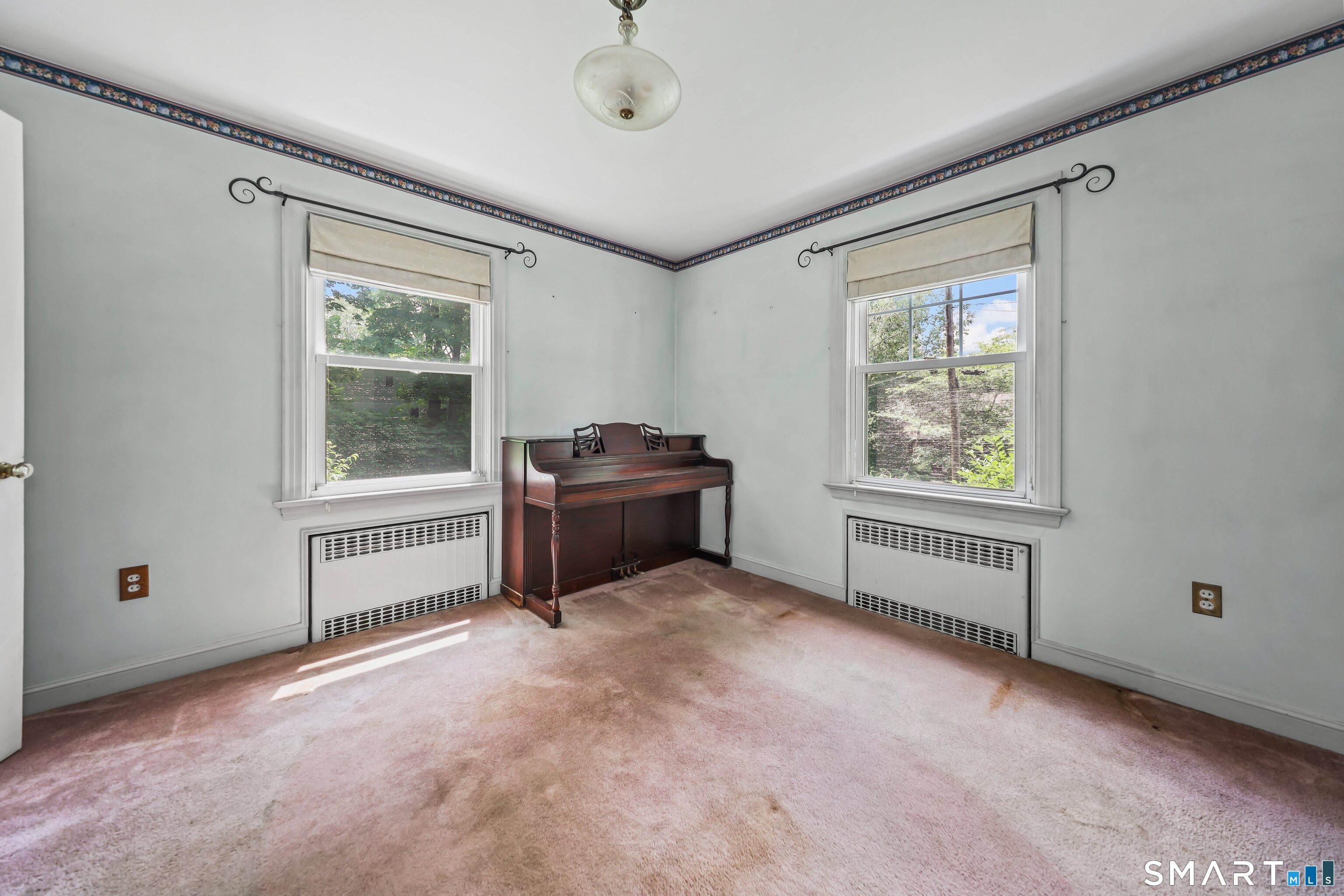 88 Tracy Street Thomaston, CT 06787 - Photo 13 of 31