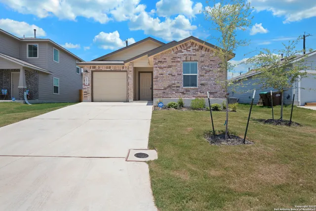 $1,595 | 5830 Kendall Prairie, San Antonio, TX 78244