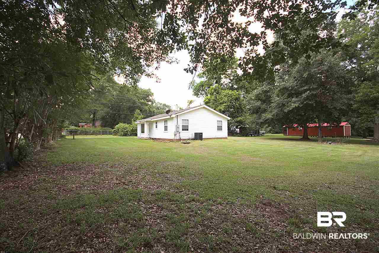 22525 Mattingly Street Robertsdale, AL 36567 - Photo 4 of 31 View from Street