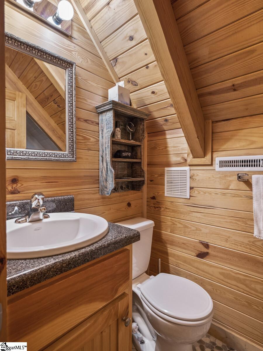 209 New Timber Trail Seneca, SC 29672 - Photo 16 of 36