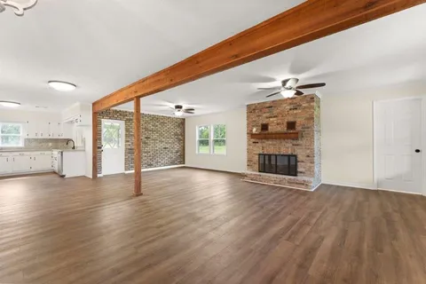 $350,000 | 1106 Sutherland Road, Lake Charles, LA 70611