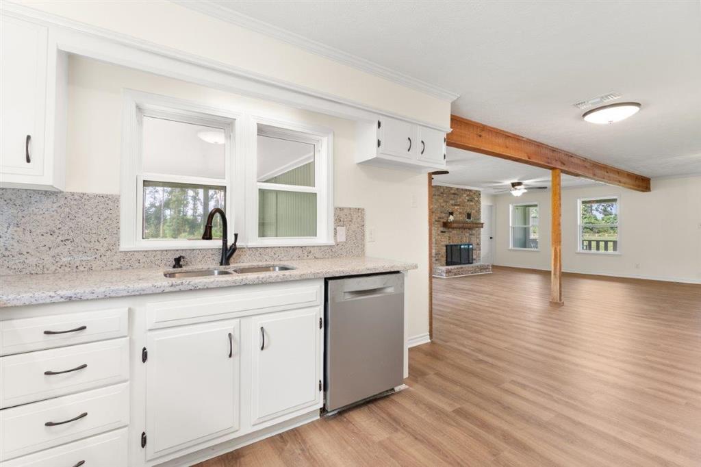 1106 Sutherland Road Lake Charles, LA 70611 - Photo 9 of 33