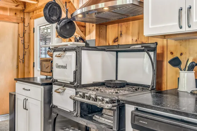 $799,000 | 84 Dewmar Lane, Union, ME 04862