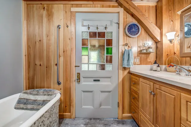 $799,000 | 84 Dewmar Lane, Union, ME 04862