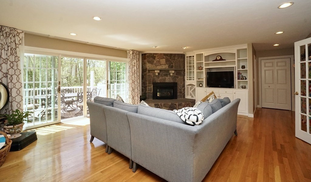 50 Fox Run Road Wrentham, MA 02093 - Photo 9 of 42 Gallery Image 9
