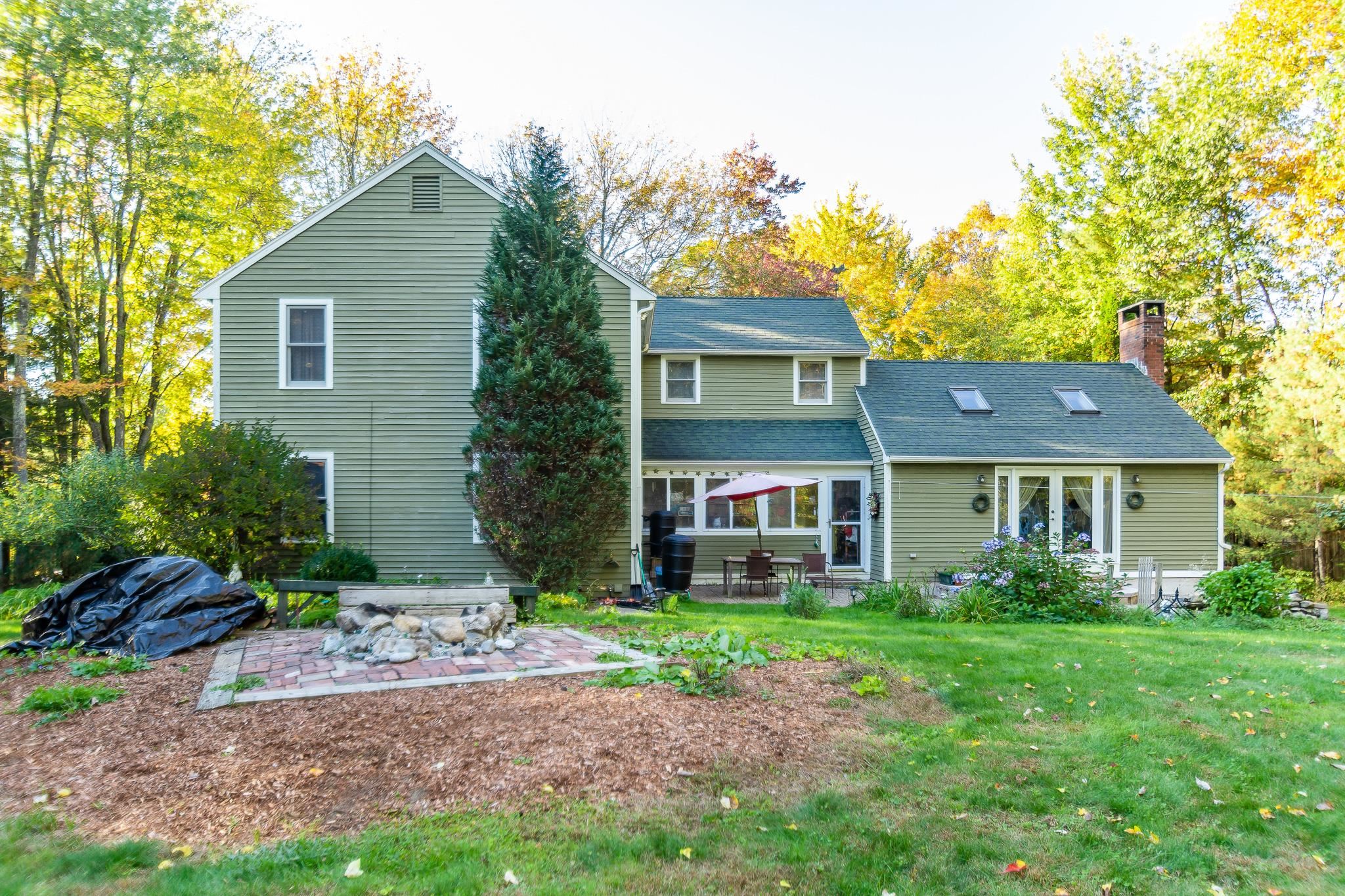 93 Wheel Wright Road Hampstead, NH 03841 - Photo 5 of 39 Gallery Image 5