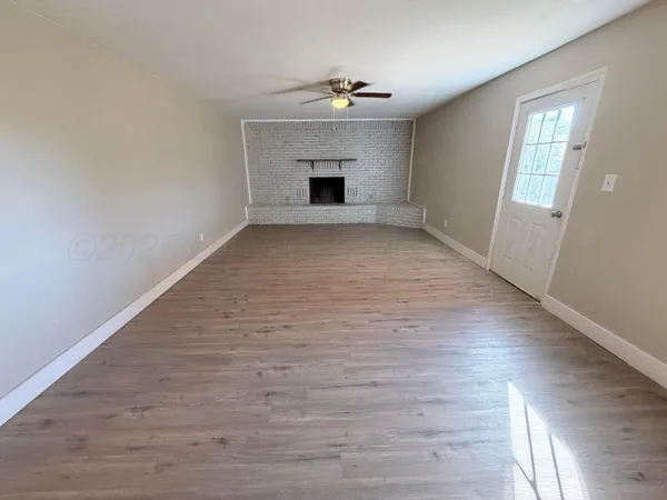 $98,000 | 1409 El Paso Street, Wellington, TX 79095