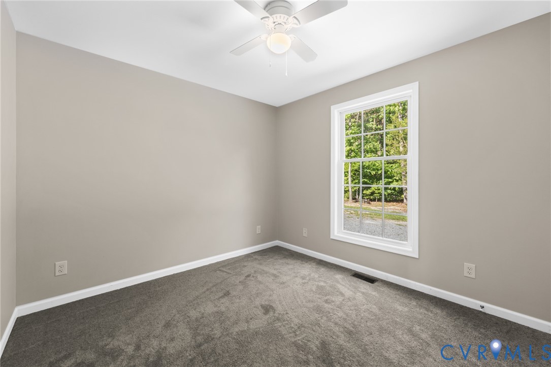 115 Windsor Place Buckingham, VA 23921 - Photo 25 of 38