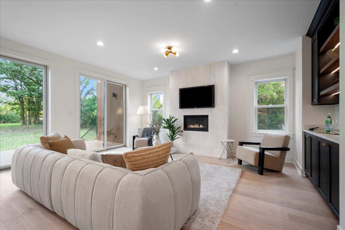 1302 Waukegan Road Northbrook, IL 60062 - Photo 32 of 75 Gallery Image 32