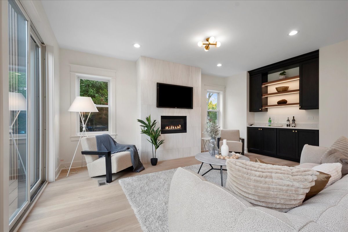 1302 Waukegan Road Northbrook, IL 60062 - Photo 33 of 75 Gallery Image 33