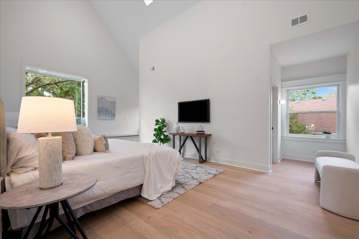 1302 Waukegan Road Northbrook, IL 60062 - Photo 37 of 75 Gallery Image 37