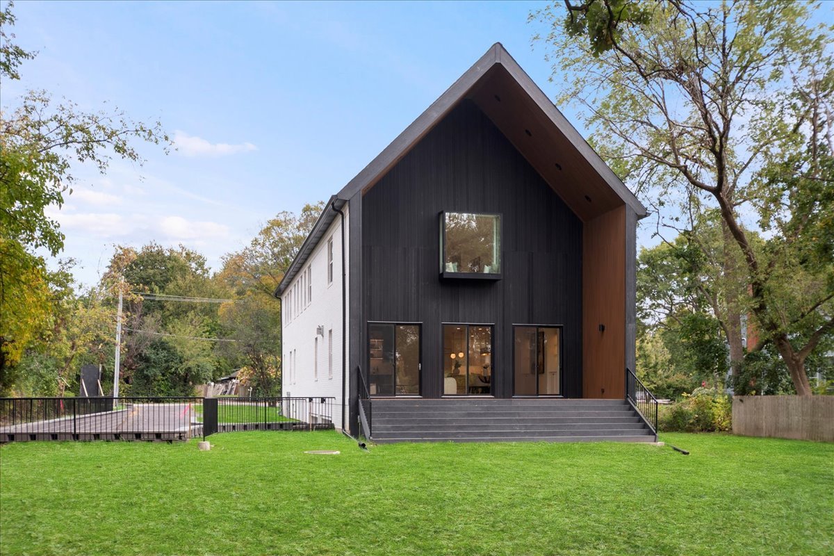 1302 Waukegan Road Northbrook, IL 60062 - Photo 6 of 75 Gallery Image 6